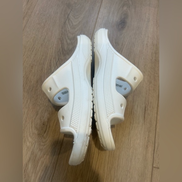 Crocs Unisex Adult Baya Sandal White US Men's 6 Women's 8 - Picture 4 of 10